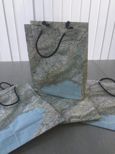 Sac en papier en carte topo
